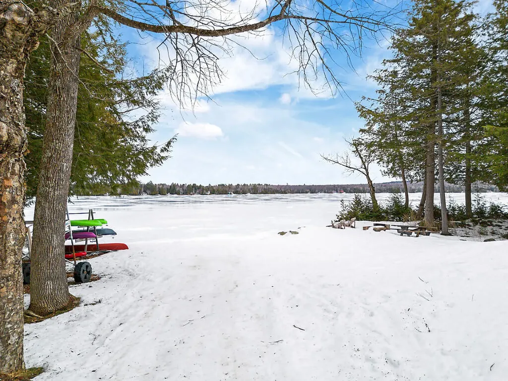 18 Beech Ridge Drive Abbot ME 04406