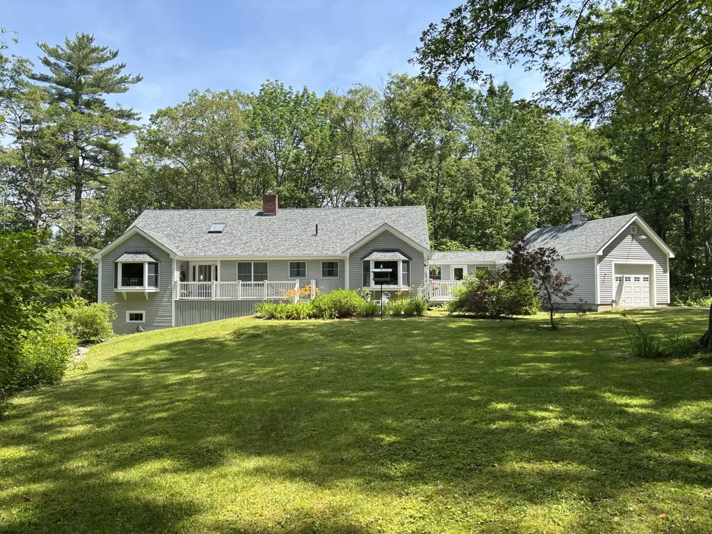 5 Morrison Road Bristol ME 04564