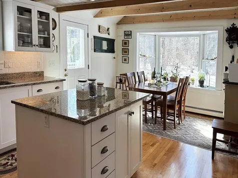 5 Morrison Road Bristol ME 04564