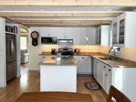 5 Morrison Road Bristol ME 04564