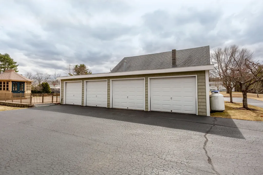 112 Old Lisbon Road Lewiston ME 04240