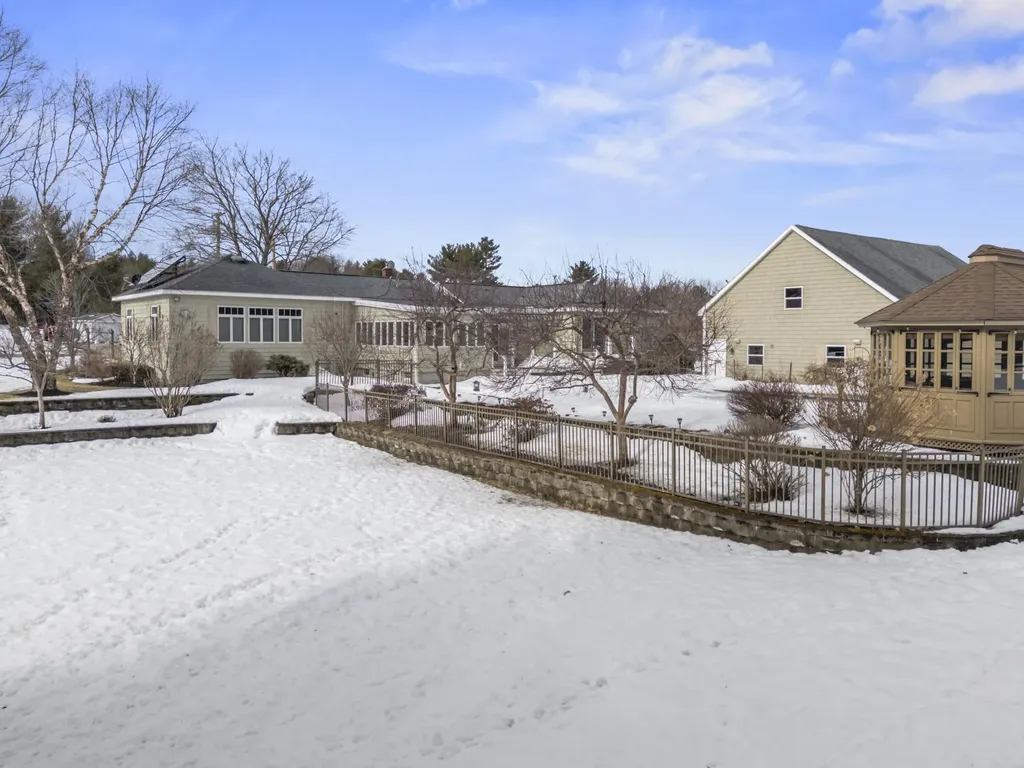 112 Old Lisbon Road Lewiston ME 04240