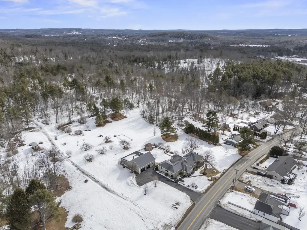 112 Old Lisbon Road Lewiston ME 04240