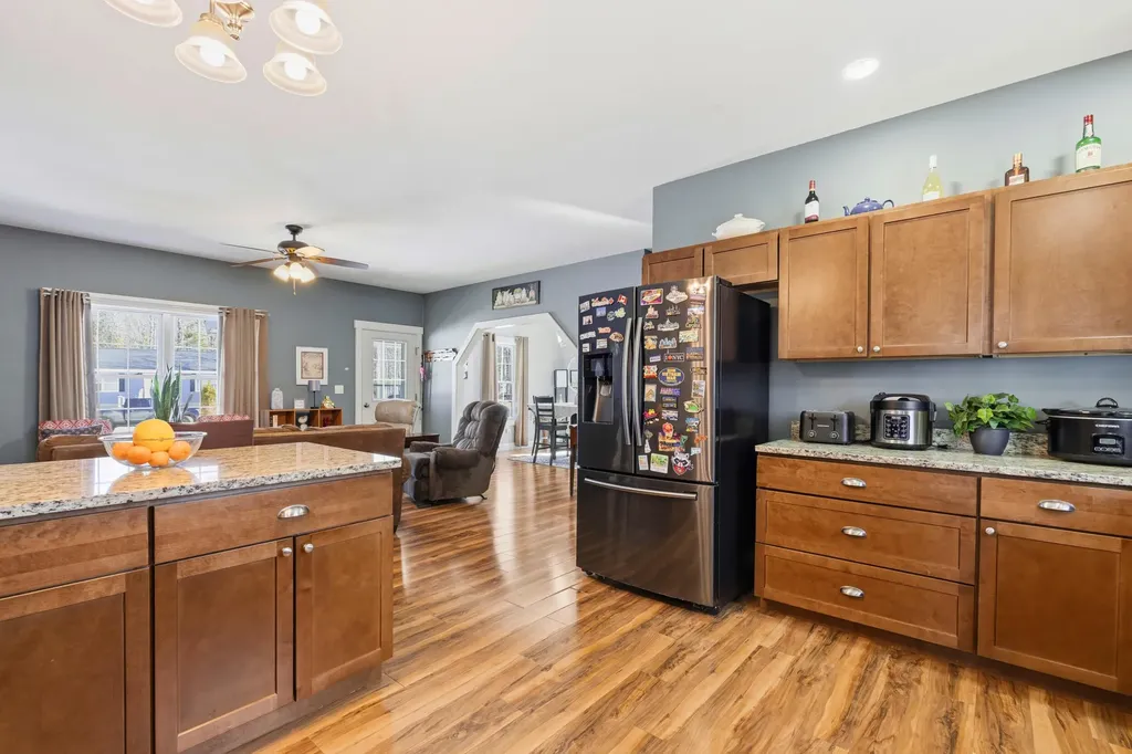 41 Hidden Pond Road Sabattus ME 04280