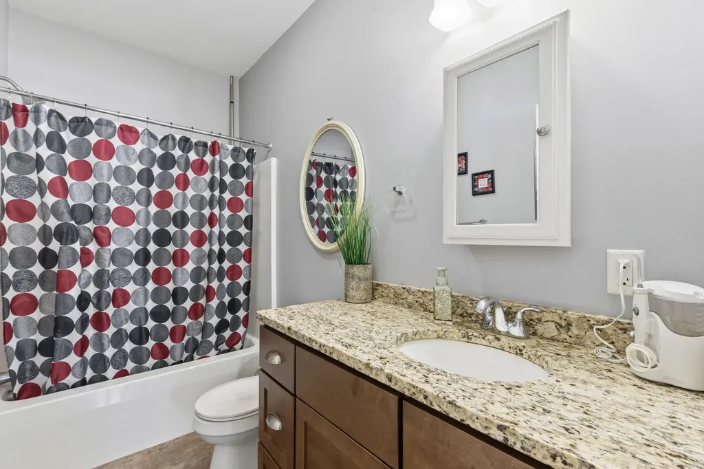 41 Hidden Pond Road Sabattus ME 04280