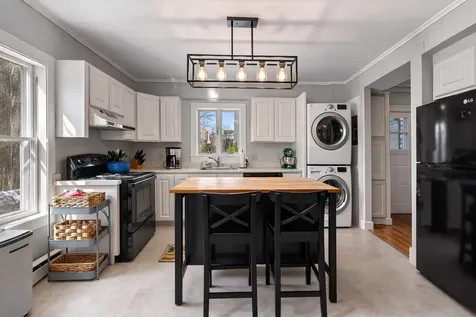 93 Main Street Kennebunk ME 04043