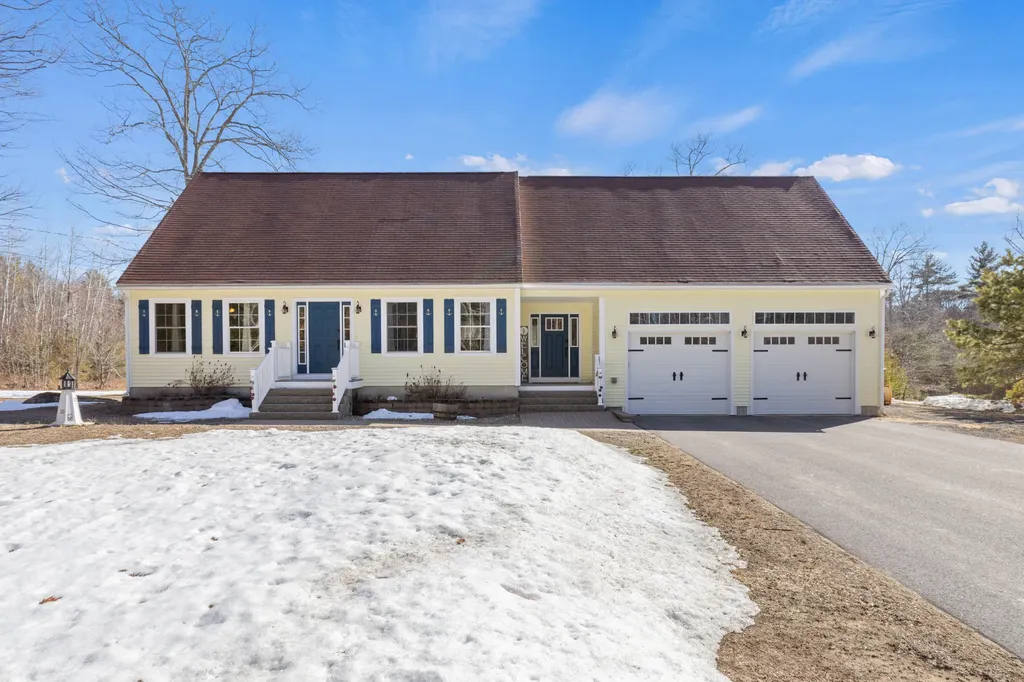 61 Checkerberry Lane Wells ME 04090