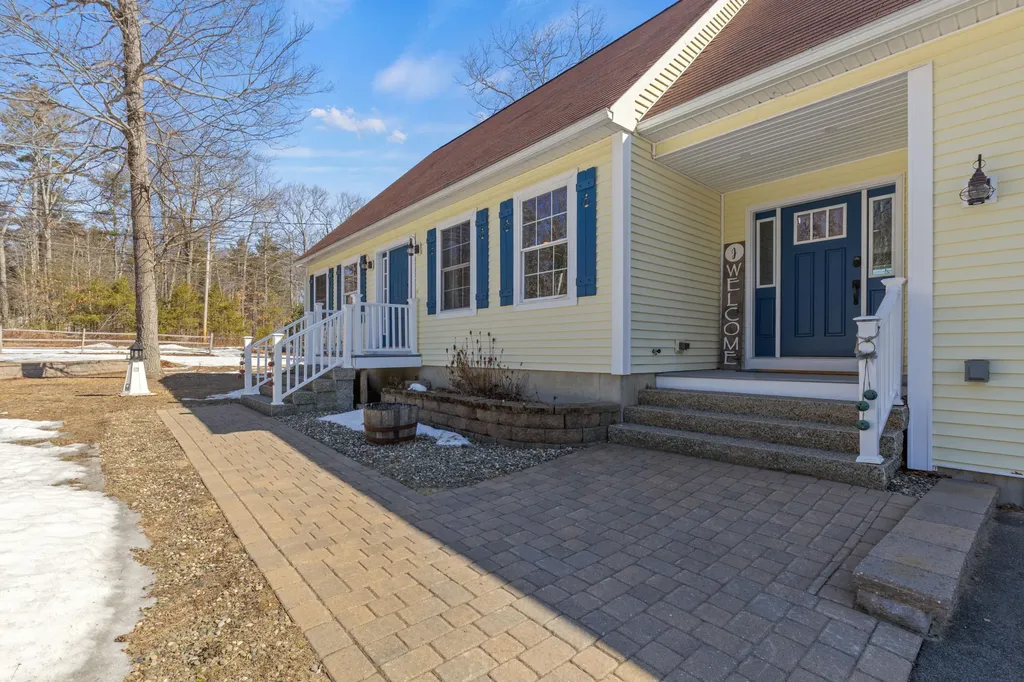 61 Checkerberry Lane Wells ME 04090