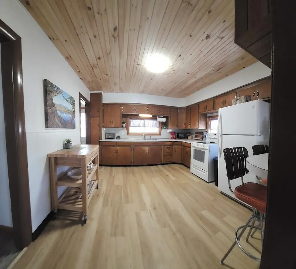 50 Beech Street East Millinocket ME 04430
