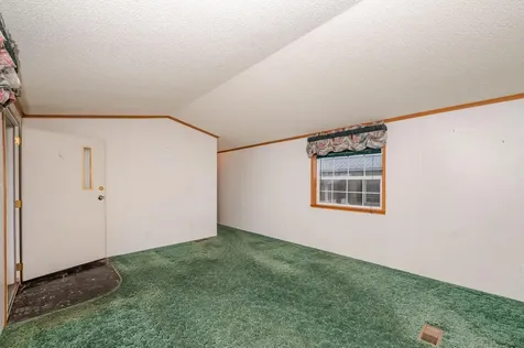 53 Blackberry Place Kittery ME 03904