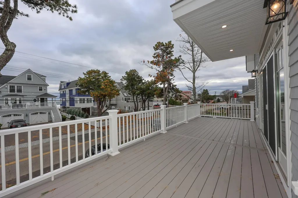 390 Ocean Avenue Wells ME 04090