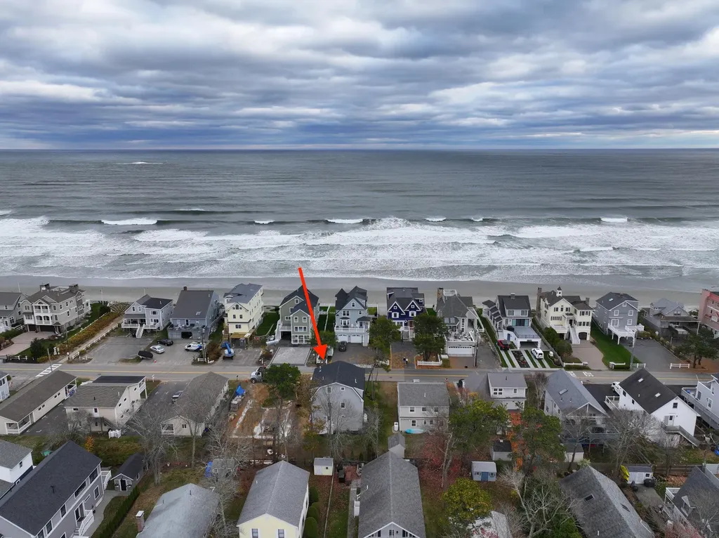 390 Ocean Avenue Wells ME 04090