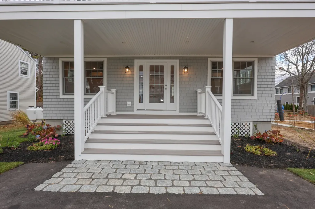 390 Ocean Avenue Wells ME 04090