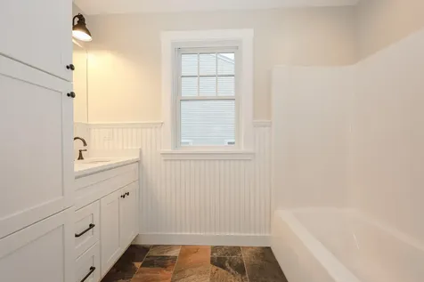 390 Ocean Avenue Wells ME 04090