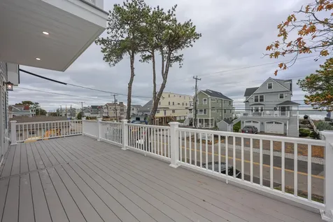 390 Ocean Avenue Wells ME 04090
