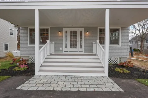 390 Ocean Avenue Wells ME 04090