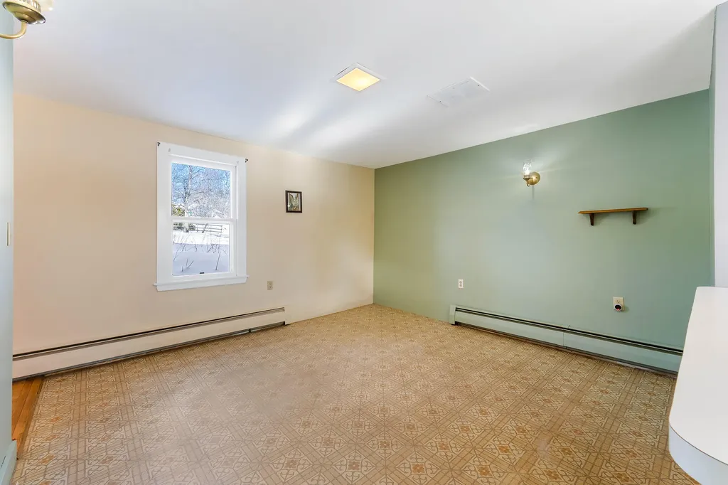 3 Langdon Road Wiscasset ME 04578