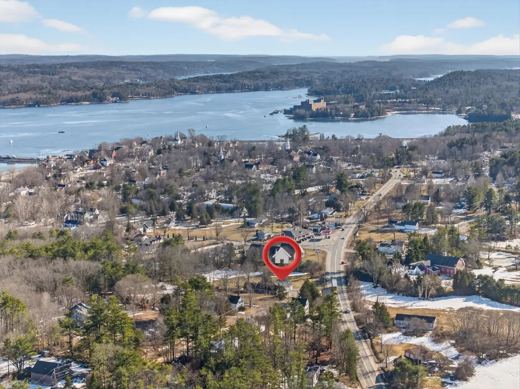 3 Langdon Road Wiscasset ME 04578