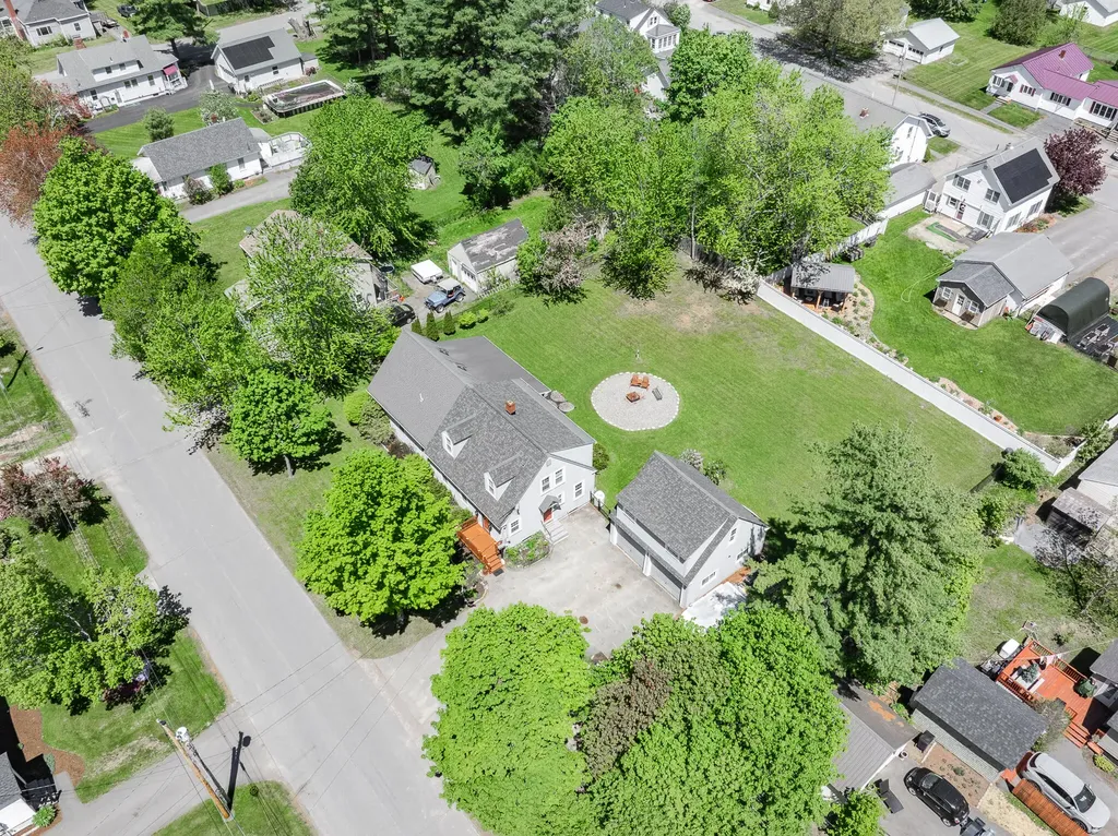 15 Fairfax Street Bangor ME 04401
