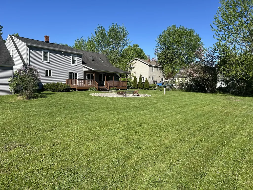15 Fairfax Street Bangor ME 04401