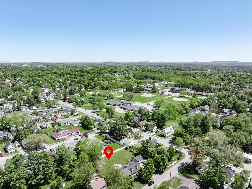 15 Fairfax Street Bangor ME 04401
