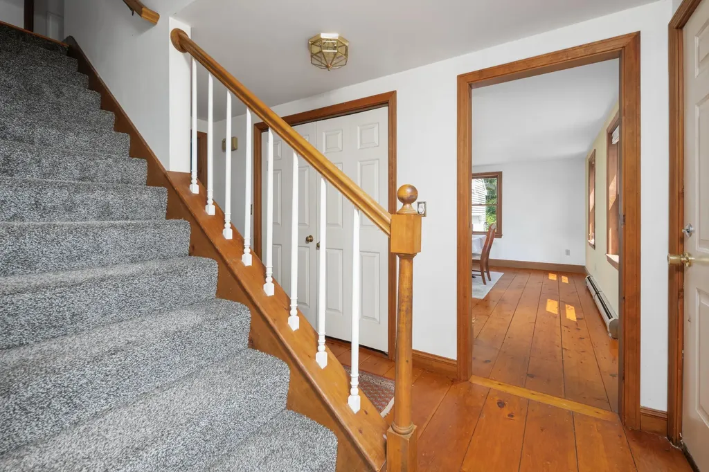5 Heath Road Kennebunk ME 04043