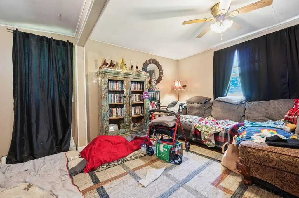 16 Moose Lane Cary Plt ME 04471