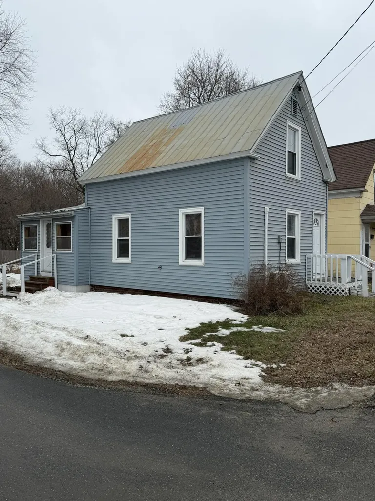 19 Knapp Street Livermore Falls ME 04254