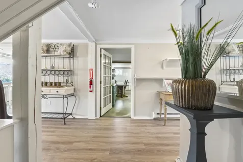 2049 Post Road Wells ME 04090