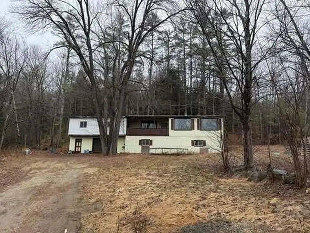 2408 U.s. 2 Hanover ME 04276