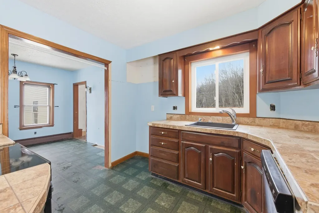 311 Main Street Sanford ME 04083