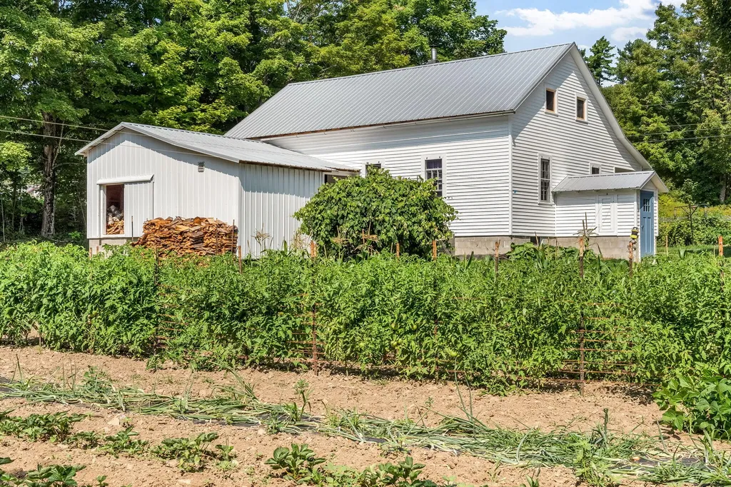 22 Rockland Road Jefferson ME 04348