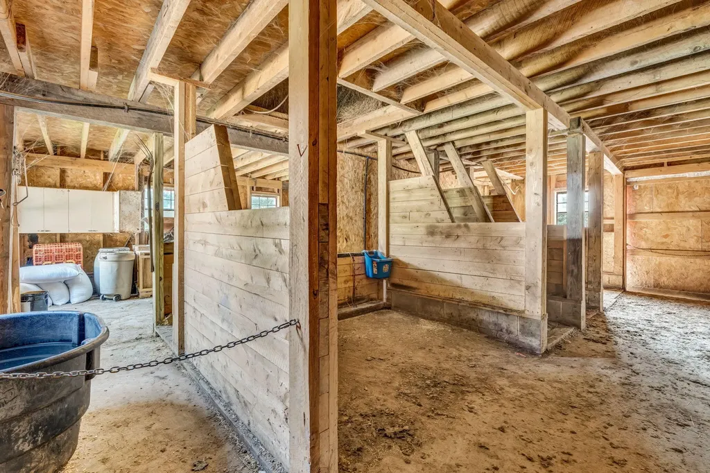22 Rockland Road Jefferson ME 04348