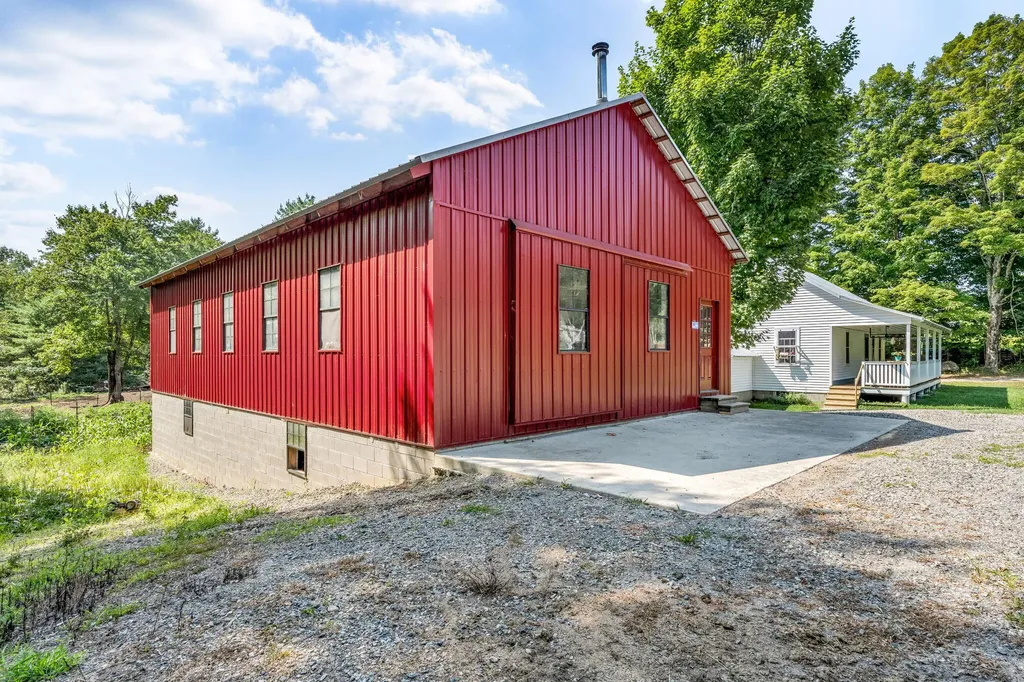 22 Rockland Road Jefferson ME 04348