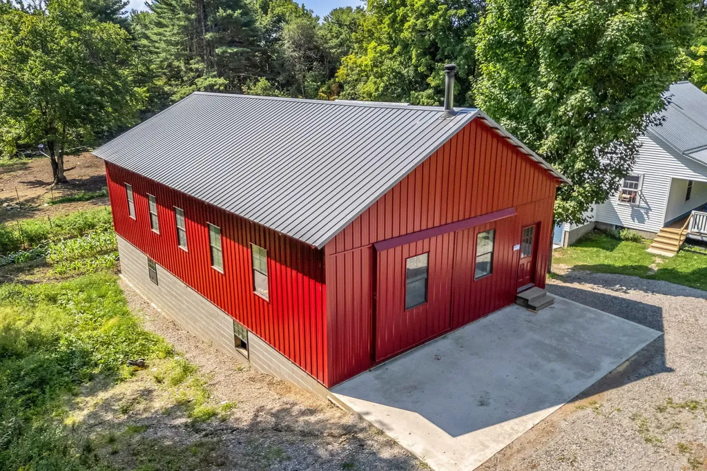 22 Rockland Road Jefferson ME 04348