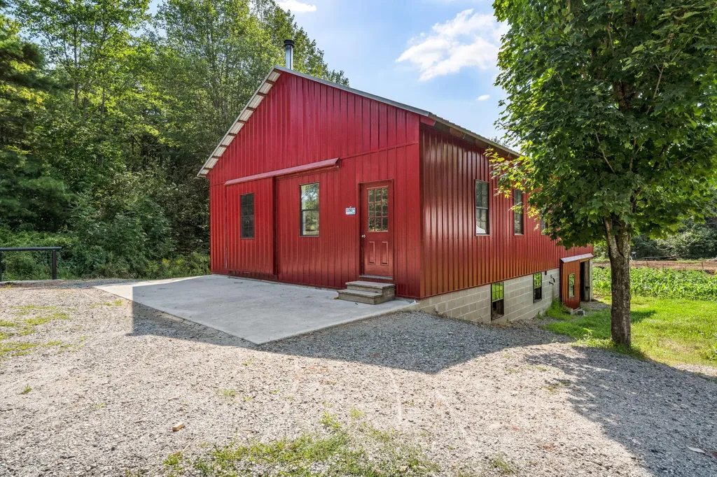 22 Rockland Road Jefferson ME 04348