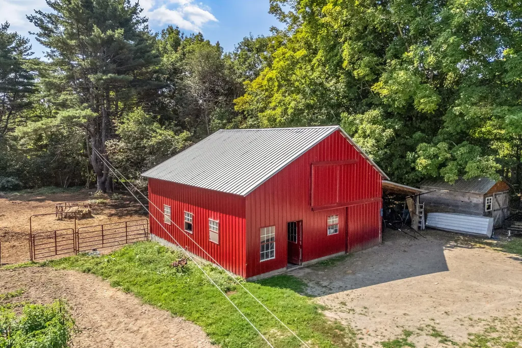22 Rockland Road Jefferson ME 04348