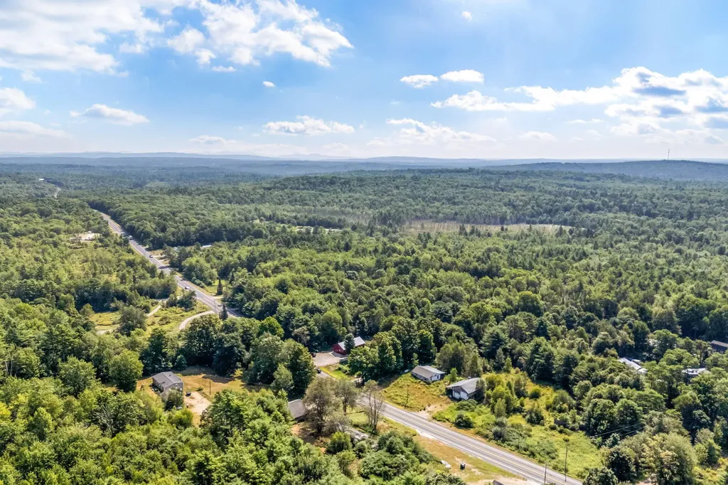 22 Rockland Road Jefferson ME 04348