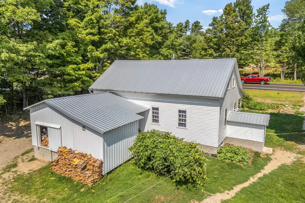 22 Rockland Road Jefferson ME 04348