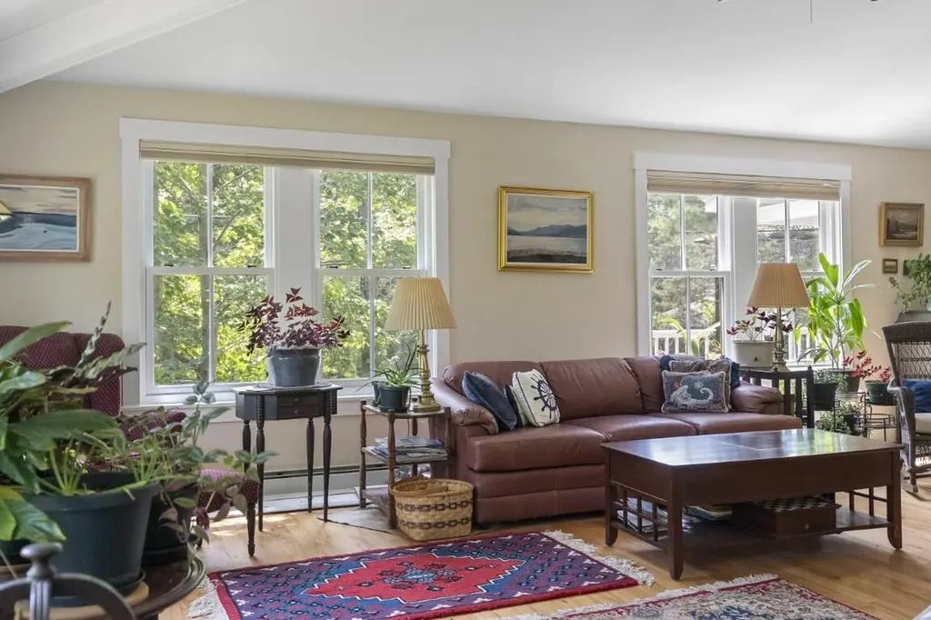 74 & 76 Bay Street Boothbay Harbor ME 04538