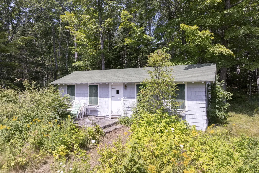 74 & 76 Bay Street Boothbay Harbor ME 04538