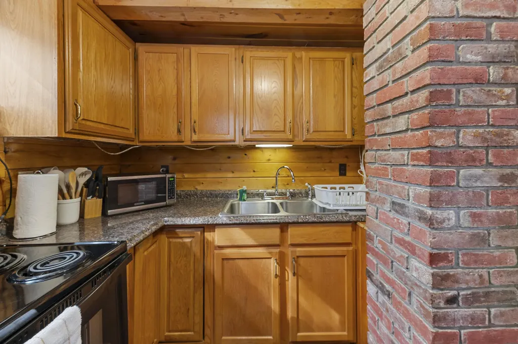 4 Sunset Avenue Greenville ME 04441