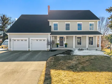 192 Laurel Circle Bangor ME 04401