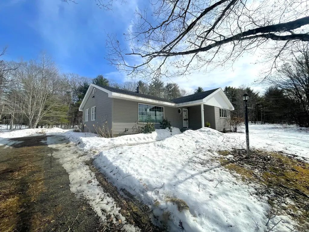 340 Birch Point Road Wiscasset ME 04578