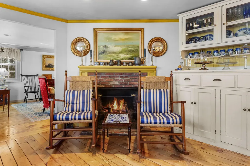 27 Windmill Hill Lane Castine ME 04421