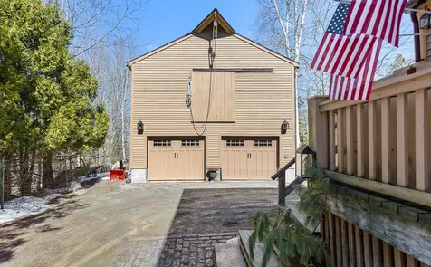 27 Windmill Hill Lane Castine ME 04421