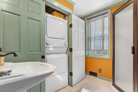 27 Windmill Hill Lane Castine ME 04421