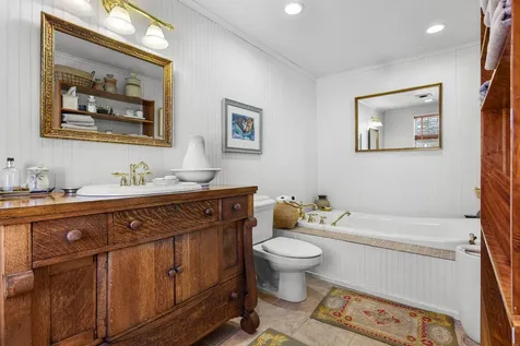27 Windmill Hill Lane Castine ME 04421