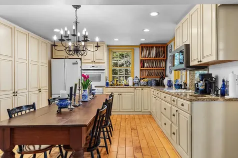 27 Windmill Hill Lane Castine ME 04421