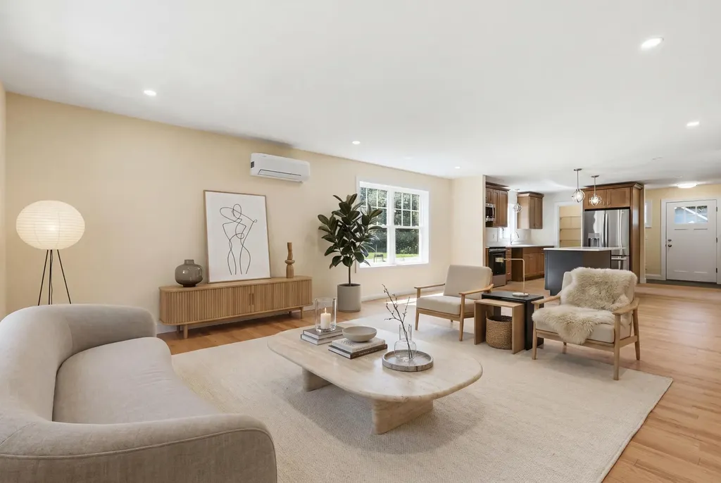 3 Hardwood Lane Kennebunk ME 04043